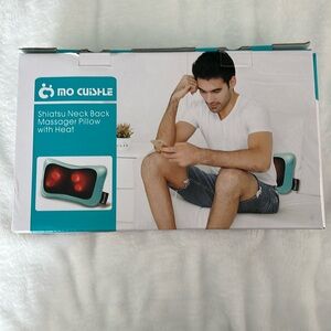 Shiatsu neck back massager with heat
